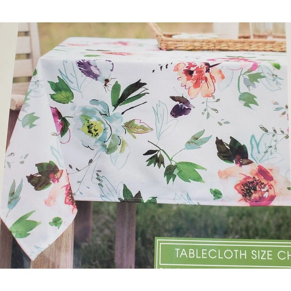 1 Printed Fabric Tablecloth, 60
